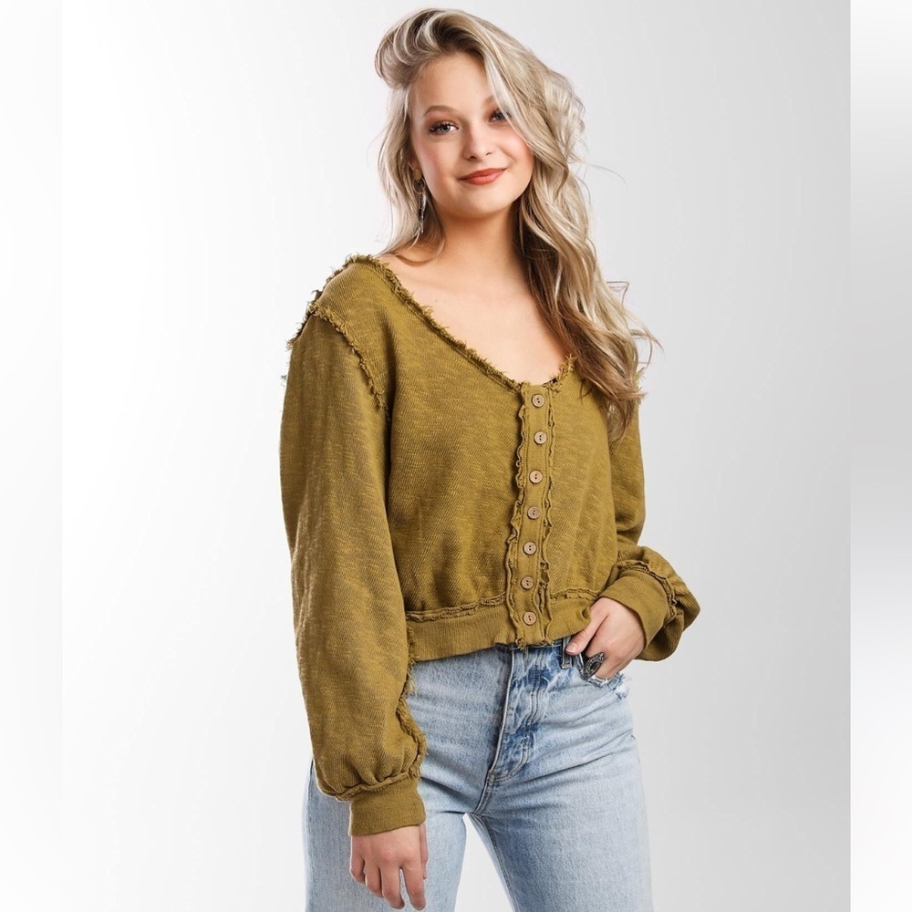 WE THE FREE Long Sleeve Scoop Neck Crop Top with